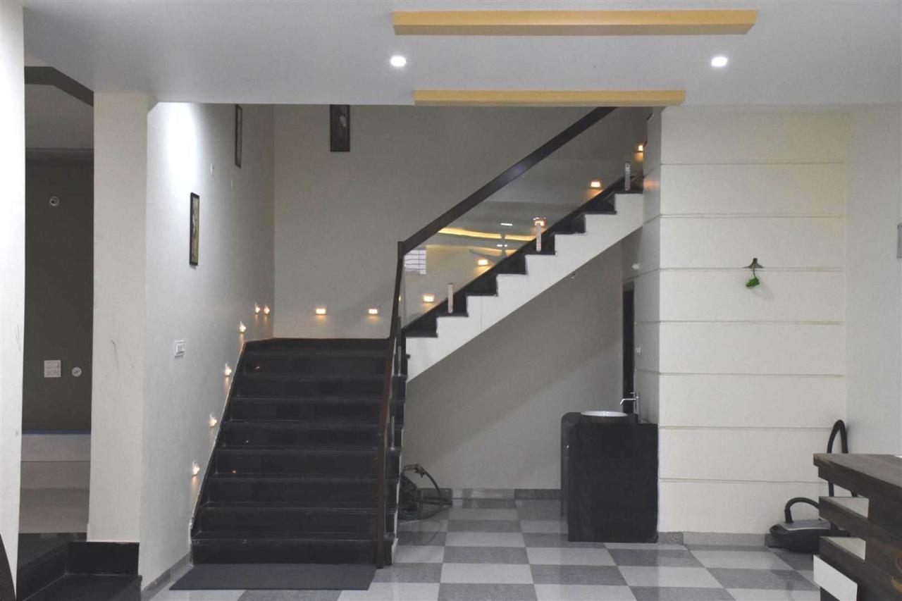 Hotel Shri Sharanam Maheshwar Exterior photo